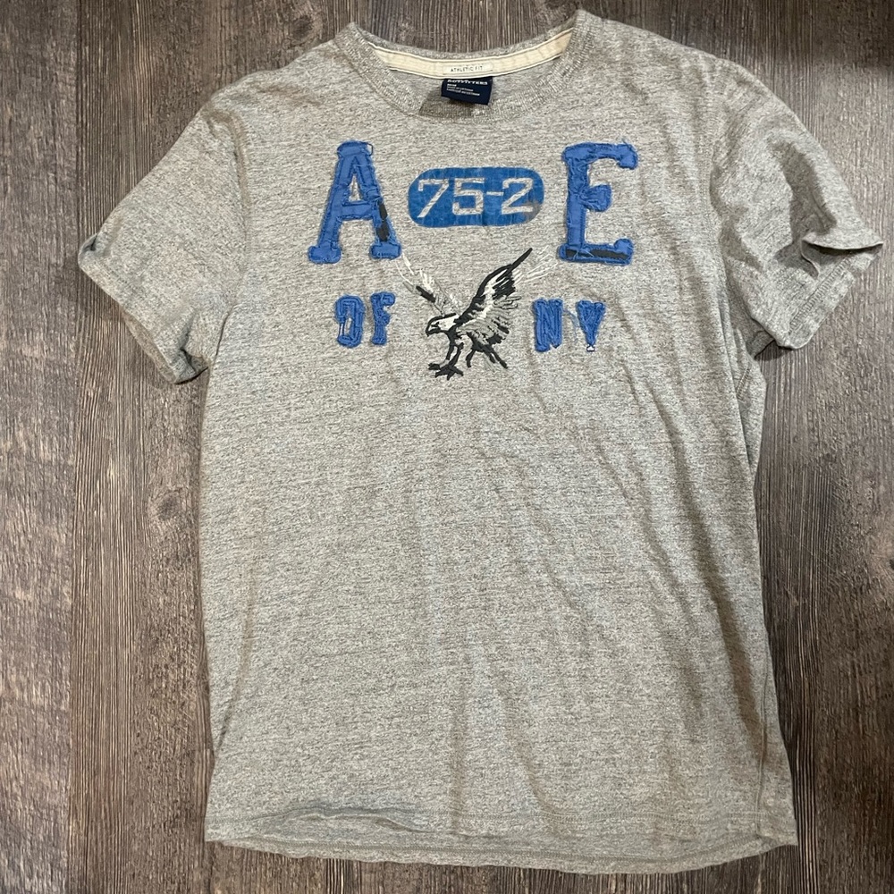 Men’s American Eagle t-shirt